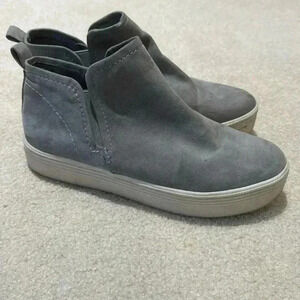 Dolce Vita sneakers size 8.5